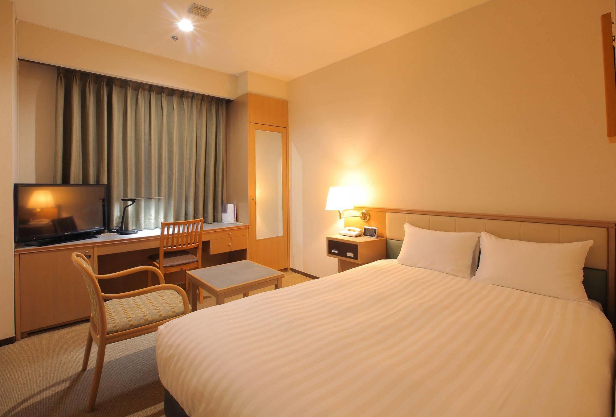 Odakyu Station Hotel Hon-Atsugi Esterno foto